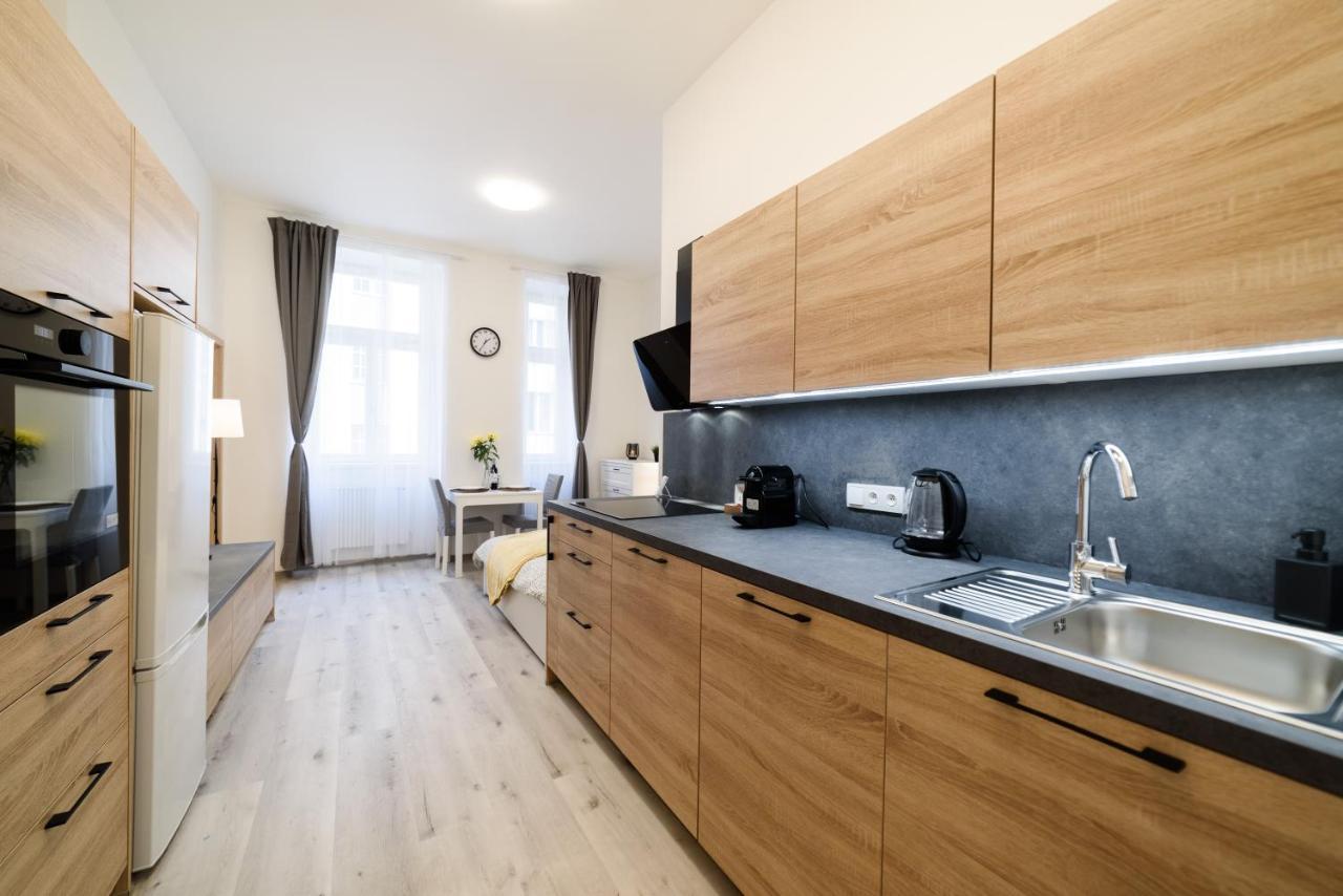 פראג New Apartments Near Dancing House מראה חיצוני תמונה
