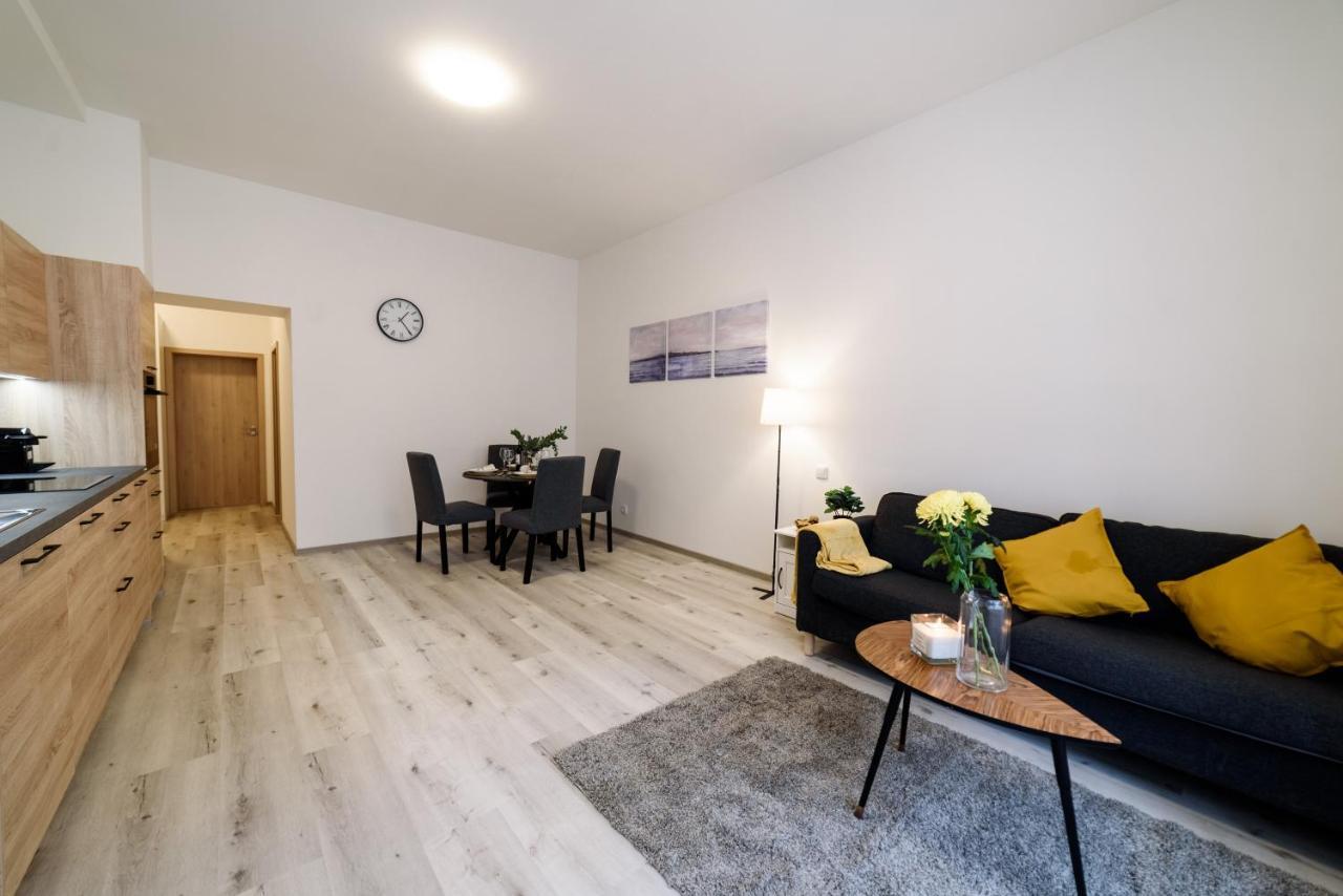 פראג New Apartments Near Dancing House מראה חיצוני תמונה
