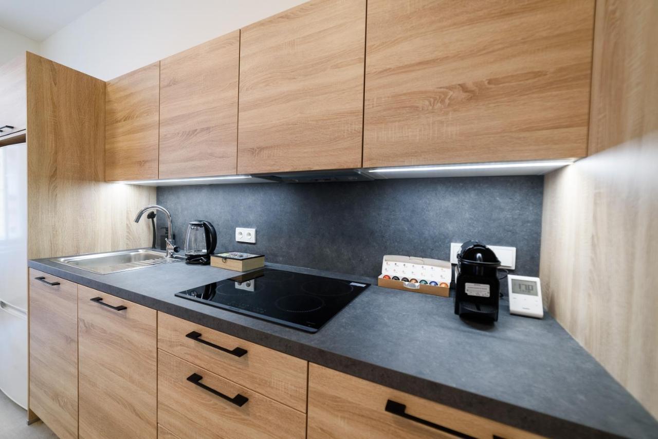 פראג New Apartments Near Dancing House מראה חיצוני תמונה