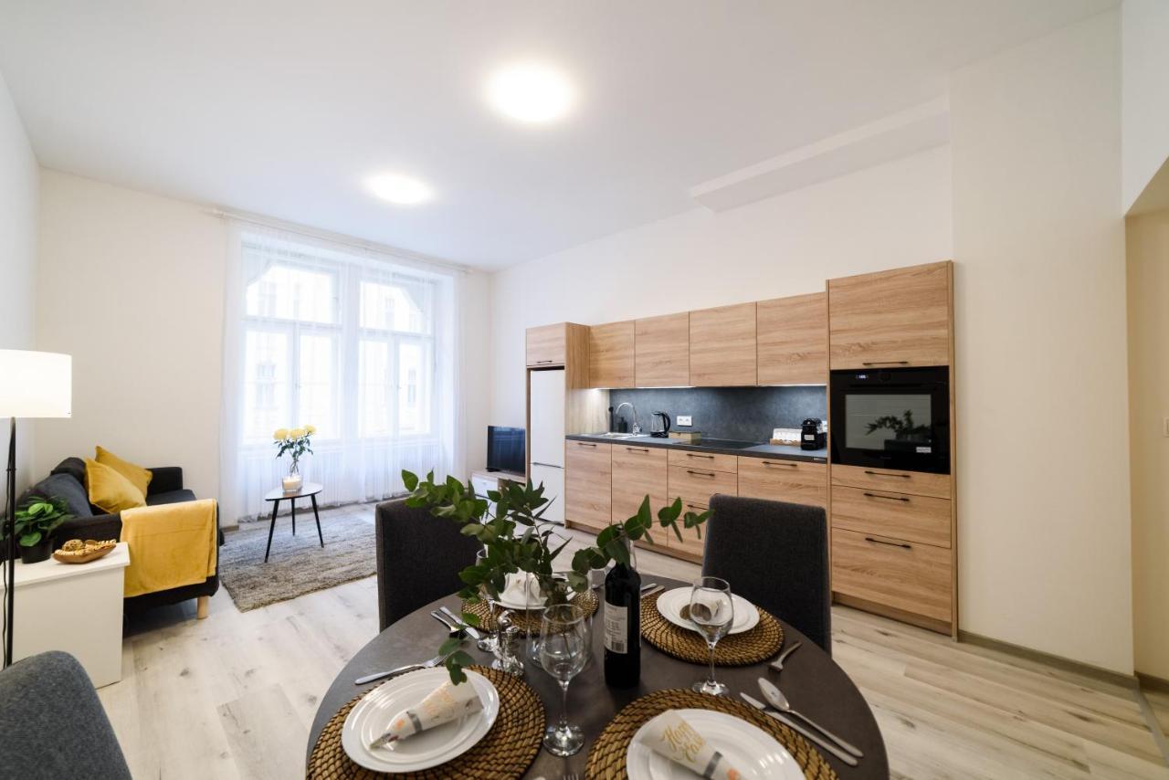 פראג New Apartments Near Dancing House מראה חיצוני תמונה